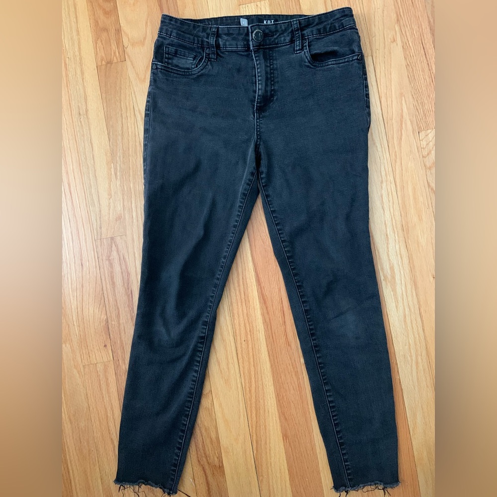 Kut from the Kloth size 8 black jeans